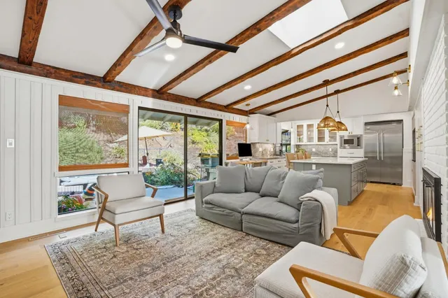 $2,099,000 | 1049 Scots Lane, Walnut Creek, CA 94596