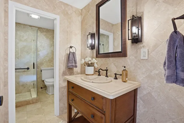 $2,099,000 | 1049 Scots Lane, Walnut Creek, CA 94596