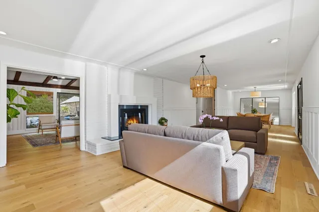 $2,099,000 | 1049 Scots Lane, Walnut Creek, CA 94596