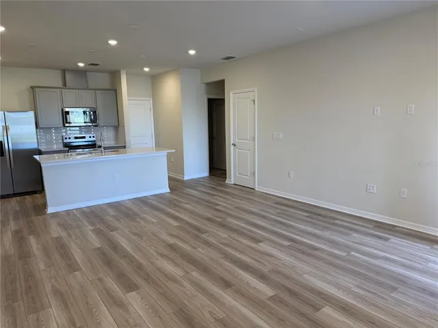 $2,700 | 6424 Tabebuia Parkway, Winter Garden, FL 34787