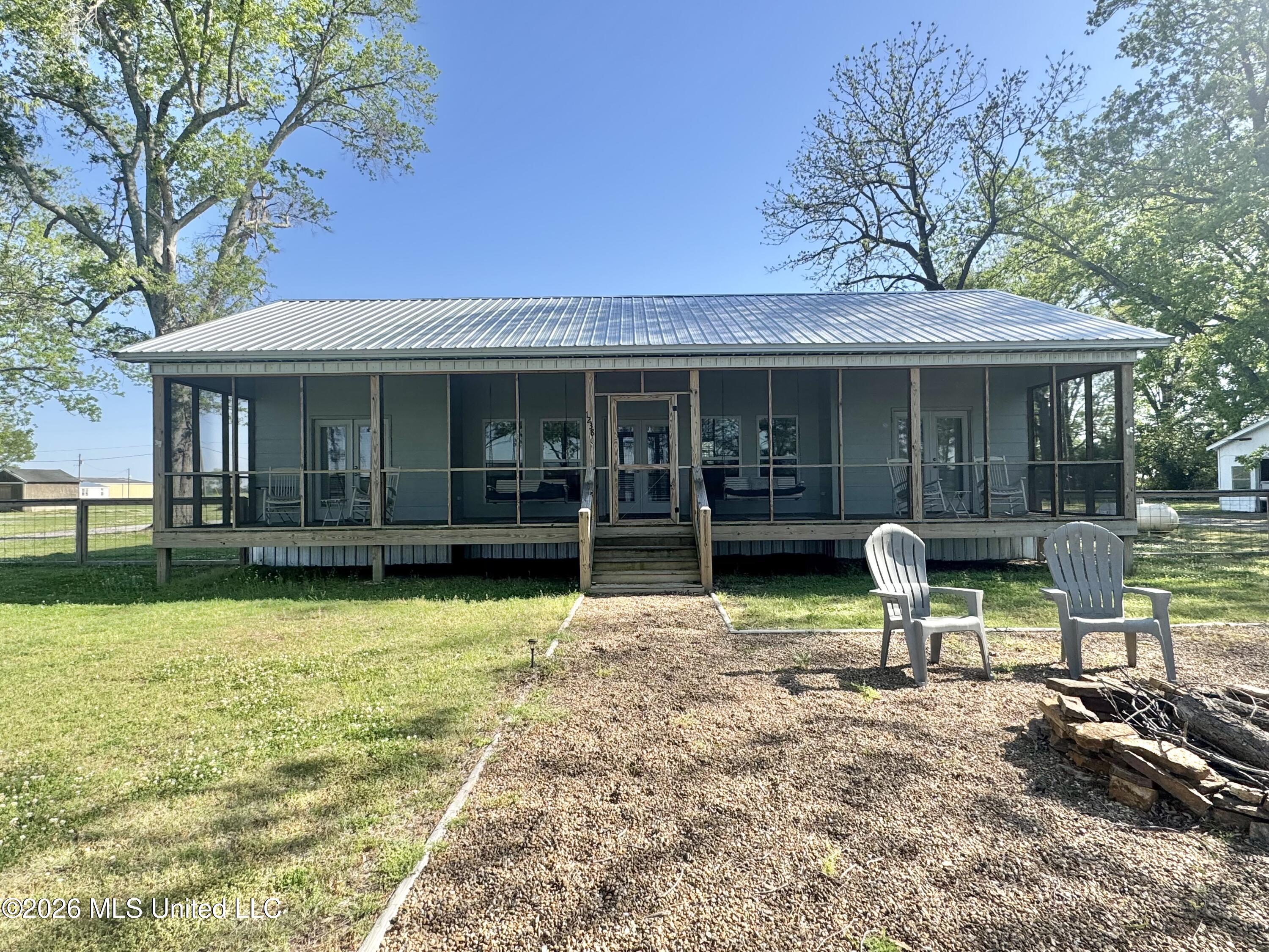 1238 Moon Lake Road Dundee, MS 38626 - Photo 24 of 26 IMG_4634