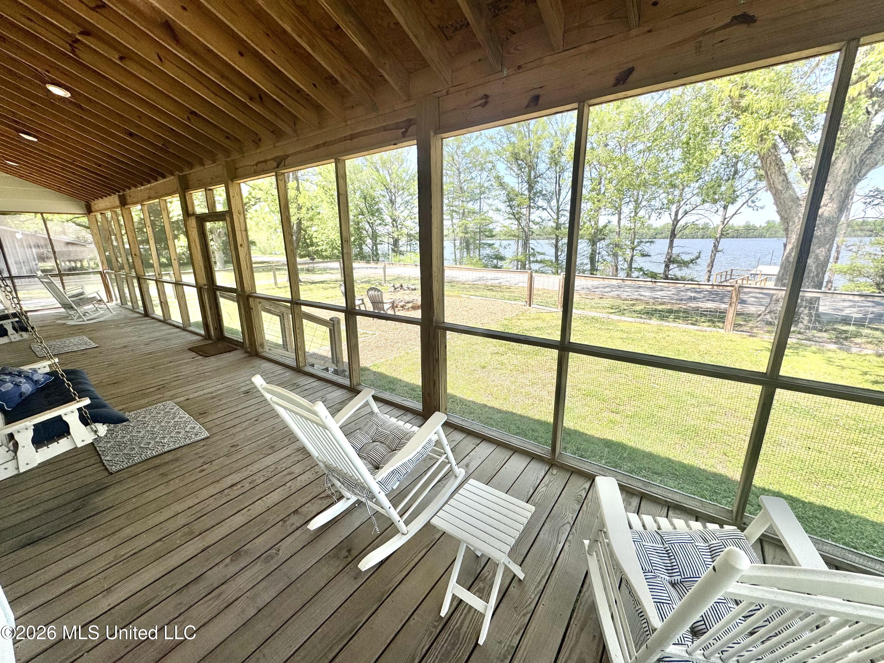 1238 Moon Lake Road Dundee, MS 38626 - Photo 3 of 26 IMG_4613