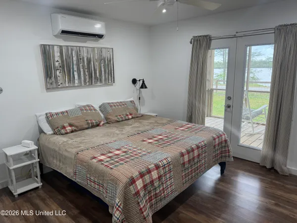 $495,000 | 1238 Moon Lake Road, Dundee, MS 38626