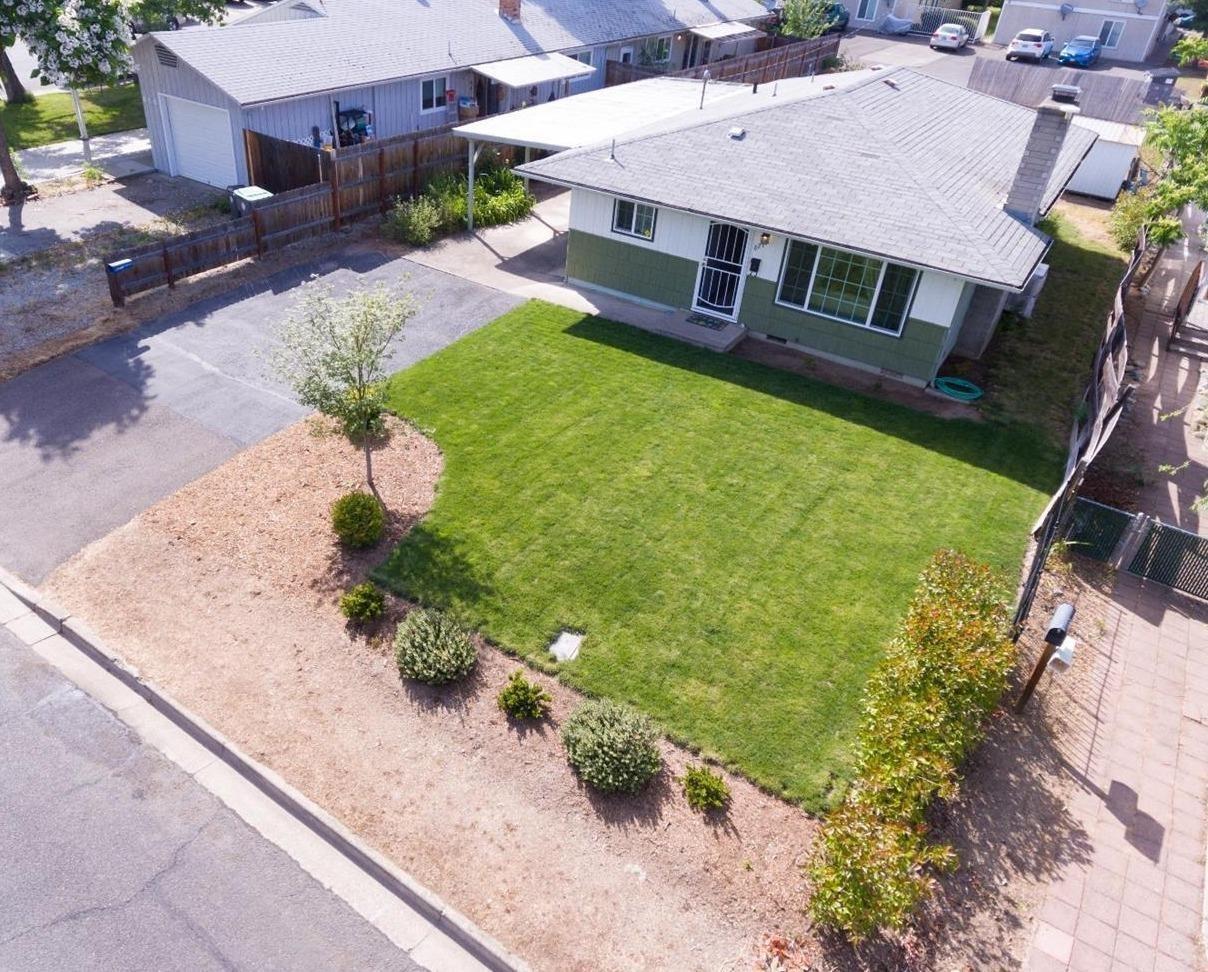 827 Maple Street Central Point, OR 97502 - Photo 17 of 22 Additional Photo