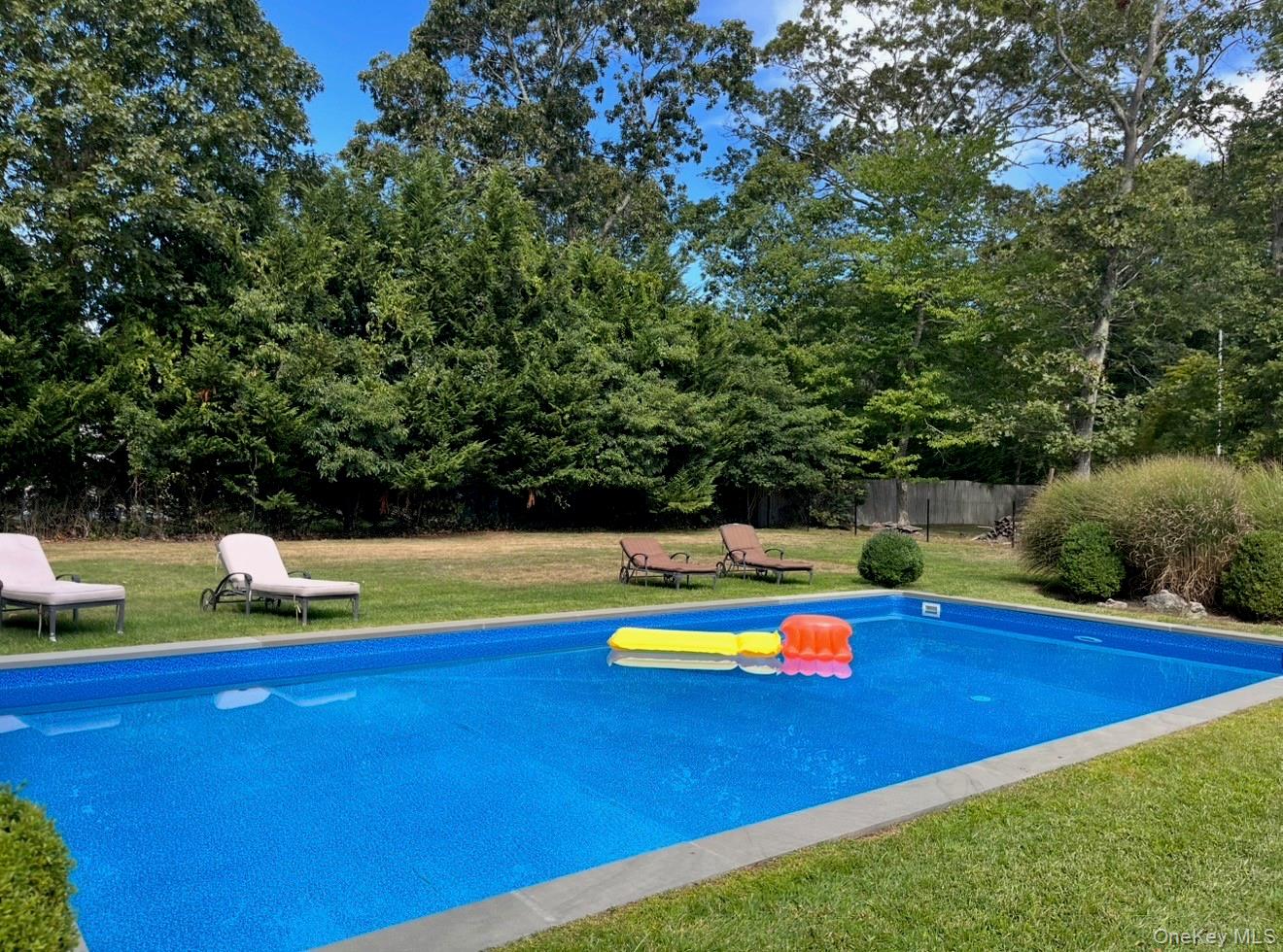 79 Jagger Lane Westhampton, NY 11977 - Photo 25 of 32