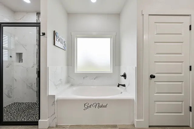 $649,900 | 11027 Oak Lake Road, Bryan, TX 77808