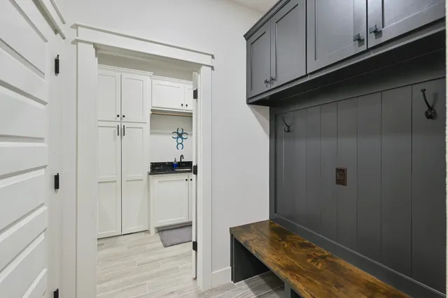 $649,900 | 11027 Oak Lake Road, Bryan, TX 77808