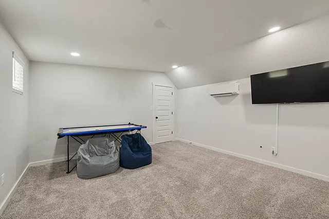 $649,900 | 11027 Oak Lake Road, Bryan, TX 77808