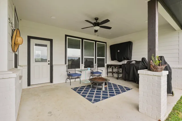 $649,900 | 11027 Oak Lake Road, Bryan, TX 77808