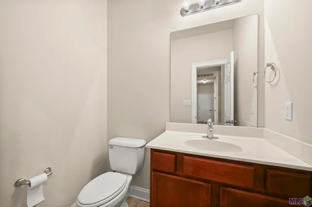 $337,000 | 11372 Pleasant Knoll Drive, Denham Springs, LA 70726