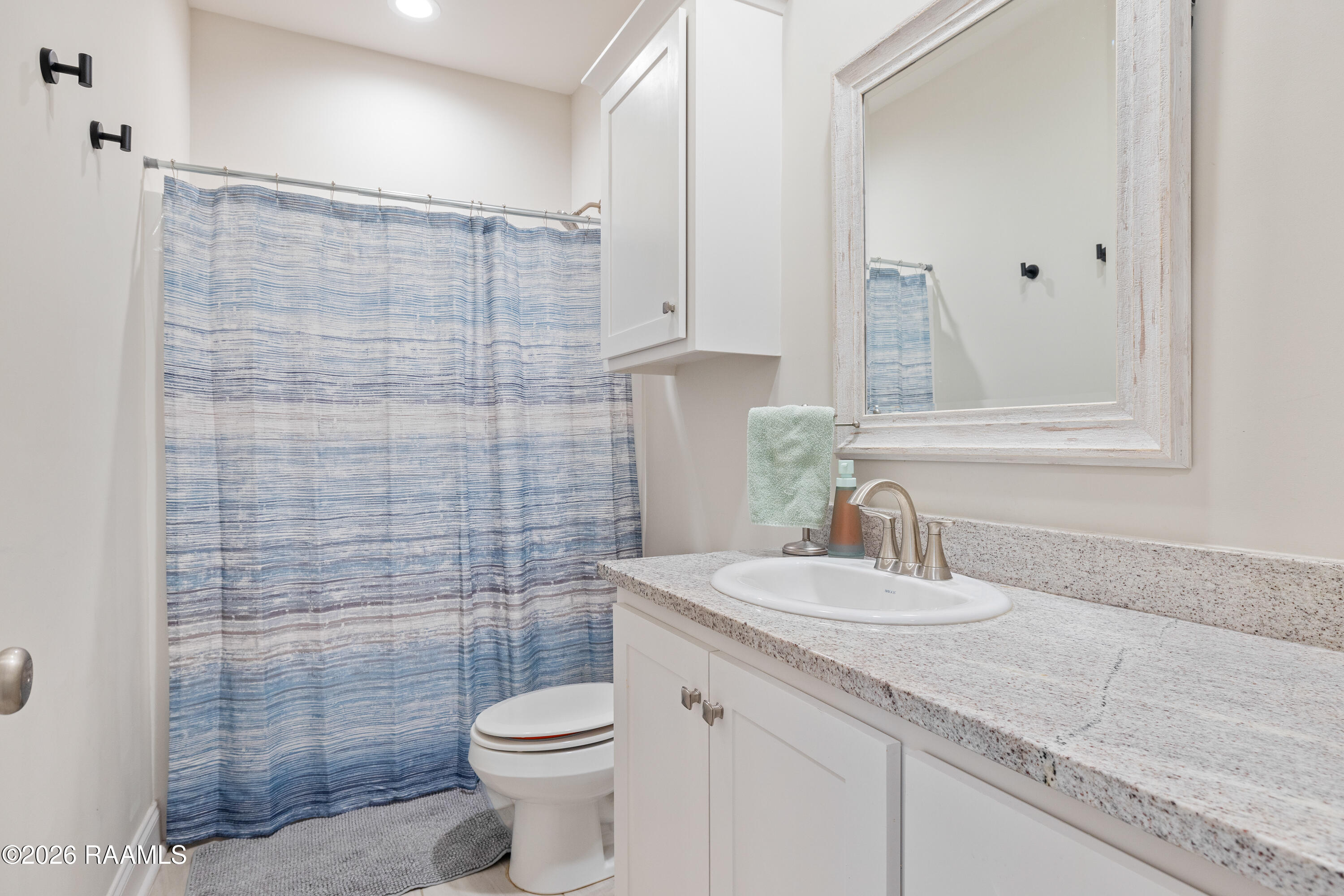 321 Adry Lane Youngsville, LA 70592 - Photo 16 of 20 321 Adry Ln Youngsville-21