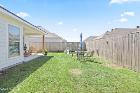 $240,000 | 321 Adry Lane, Youngsville, LA 70592