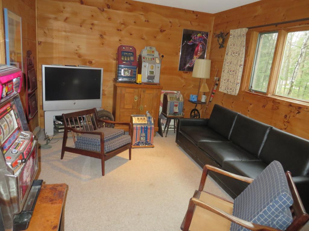 9 Greentree Road Winhall, VT 05340 - Photo 4 of 22