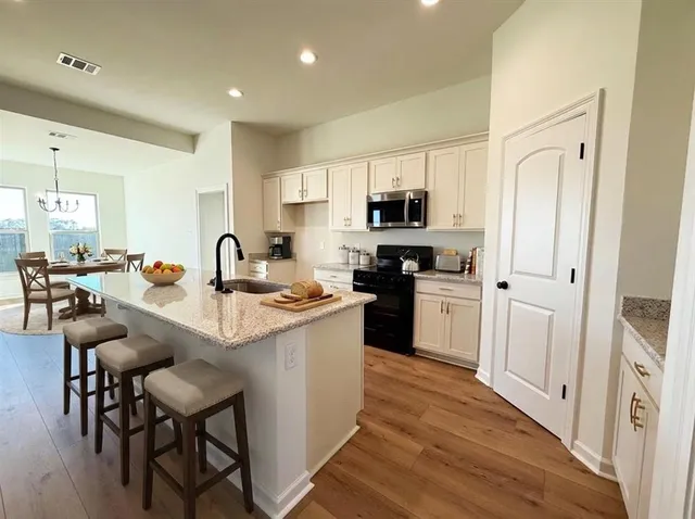 $264,340 | 213 Summit Avenue, Sulphur, LA 70665