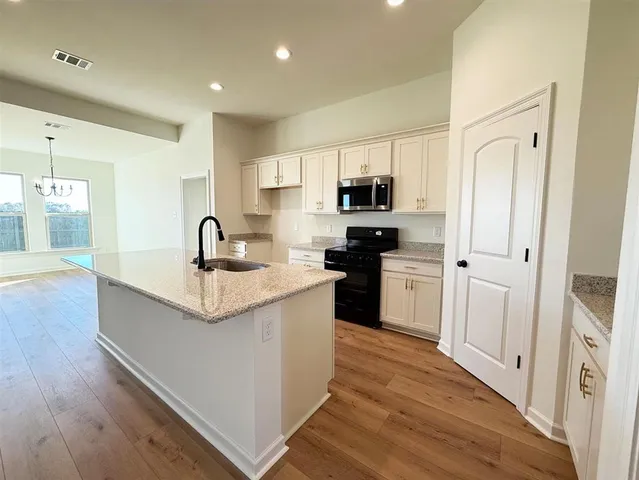 $264,340 | 213 Summit Avenue, Sulphur, LA 70665