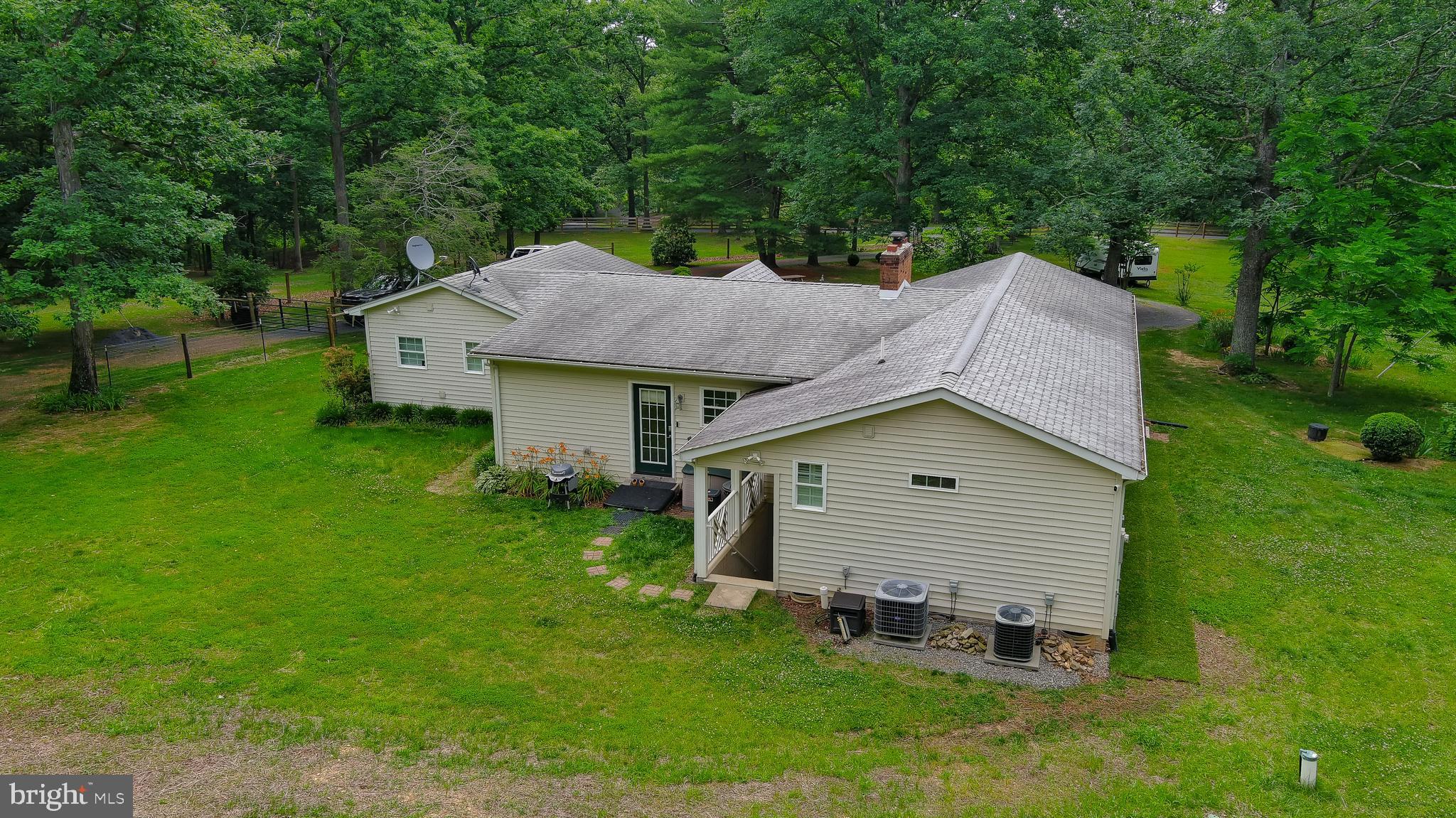 296 Gough Road Winchester, VA 22602 - Photo 11 of 62 Gallery Image 11