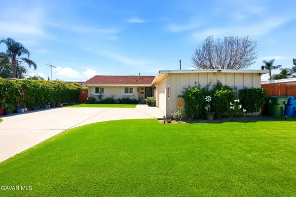 $1,300,000 | 15708 Horace Street, Granada Hills, CA 91344