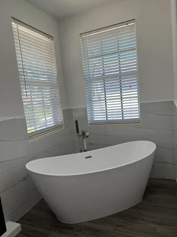 $6,990 | 1971 Harbor View Circle, Unit 1971, Weston, FL 33327