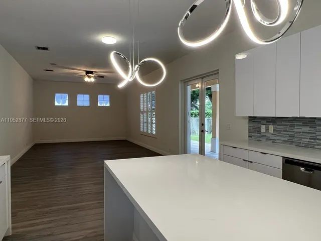 $6,990 | 1971 Harbor View Circle, Unit 1971, Weston, FL 33327