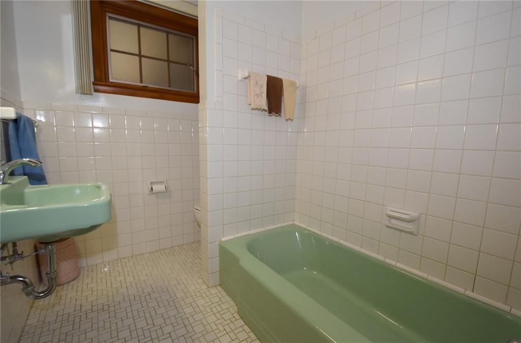 546 Springdale Road Eighty Four, PA 15330 - Photo 14 of 25
