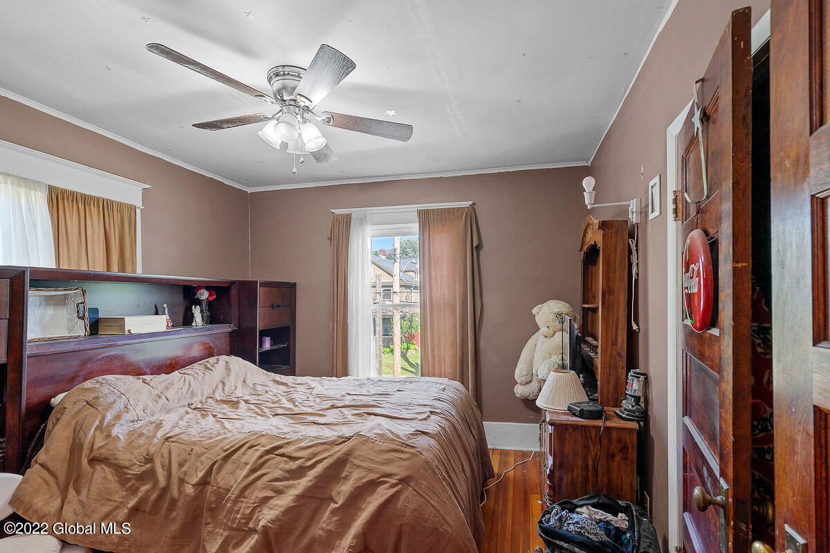 527 Bedford Road Schenectady, NY 12308 - Photo 24 of 38 527 Bedford Road Schenectady NY 005 MLS