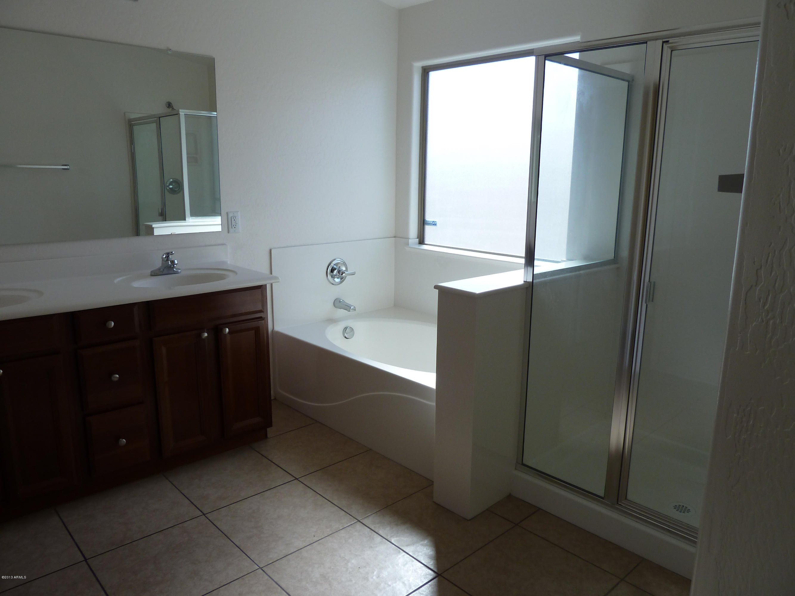 9938 West Heber Road Tolleson, AZ 85353 - Photo 9 of 17 Master bathroom