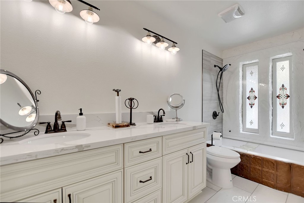 7530 Reche Canyon Road Colton, CA 92324 - Photo 15 of 48 house one hallway bath