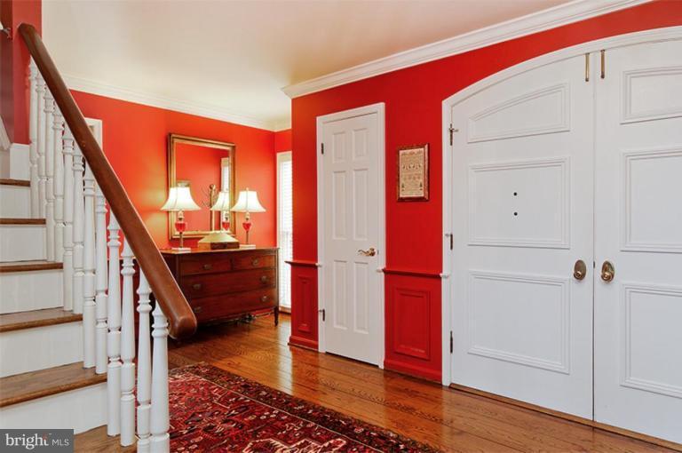 39766 Thomas Mill Road Leesburg, VA 20175 - Photo 22 of 30 Hallway