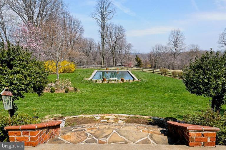 39766 Thomas Mill Road Leesburg, VA 20175 - Photo 24 of 30 Swimming Pool 2