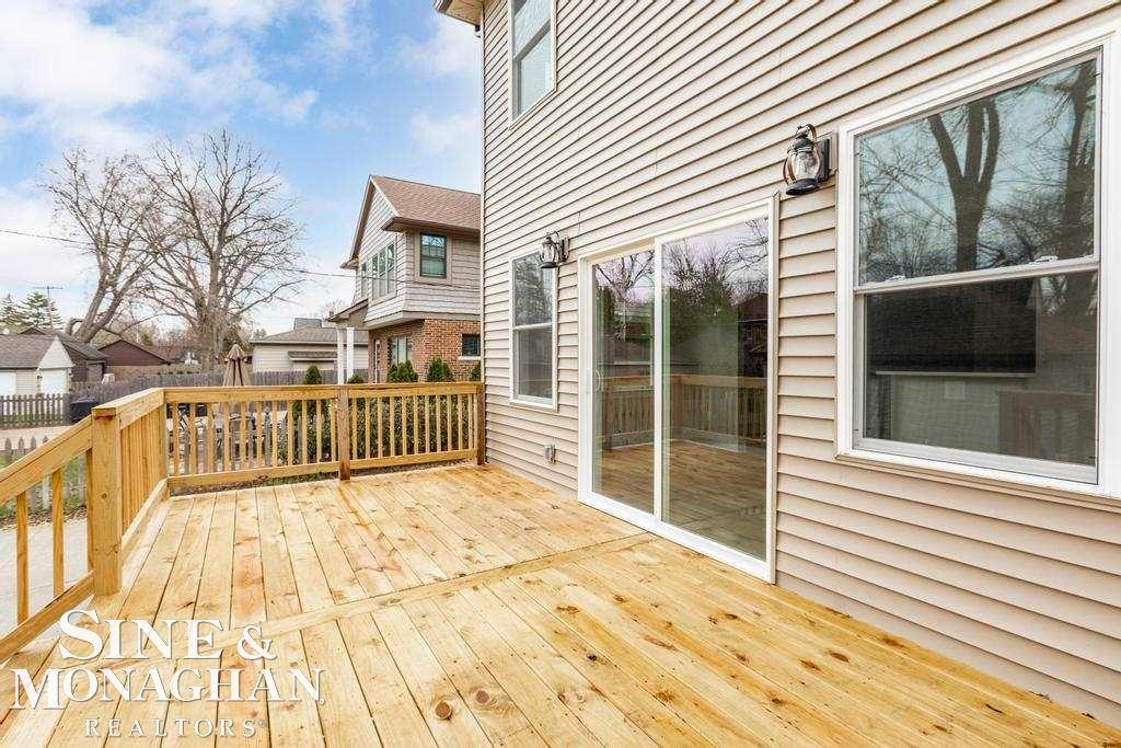 705 Lincoln Road Grosse Pointe, MI 48230 - Photo 28 of 33