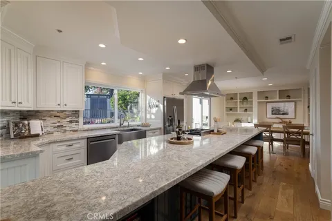 $2,645,000 | 132 Esplanade, San Clemente, CA 92672