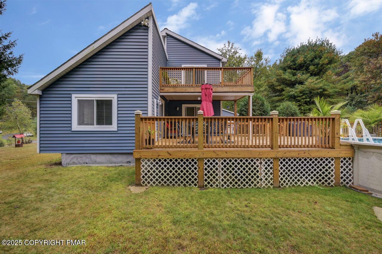 53 Barren Road East Stroudsburg, PA 18302 - Photo 5 of 39 a front view of a house with a fence