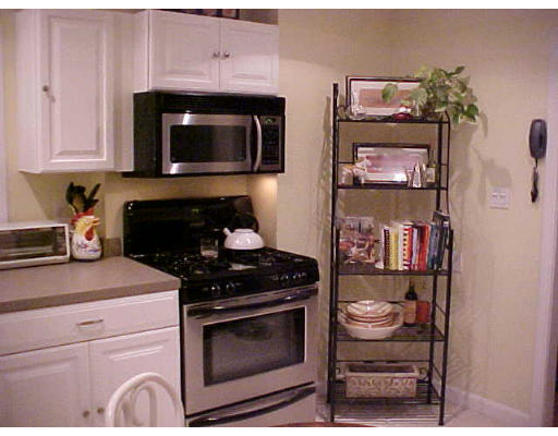 7 Poniken Road Worcester, MA 01606 - Photo 2 of 10 Gallery Image 2