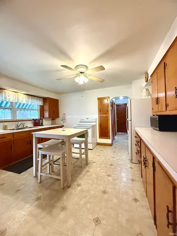 $1,200 | 12674 North 245th Road, Lamar, IN 47550