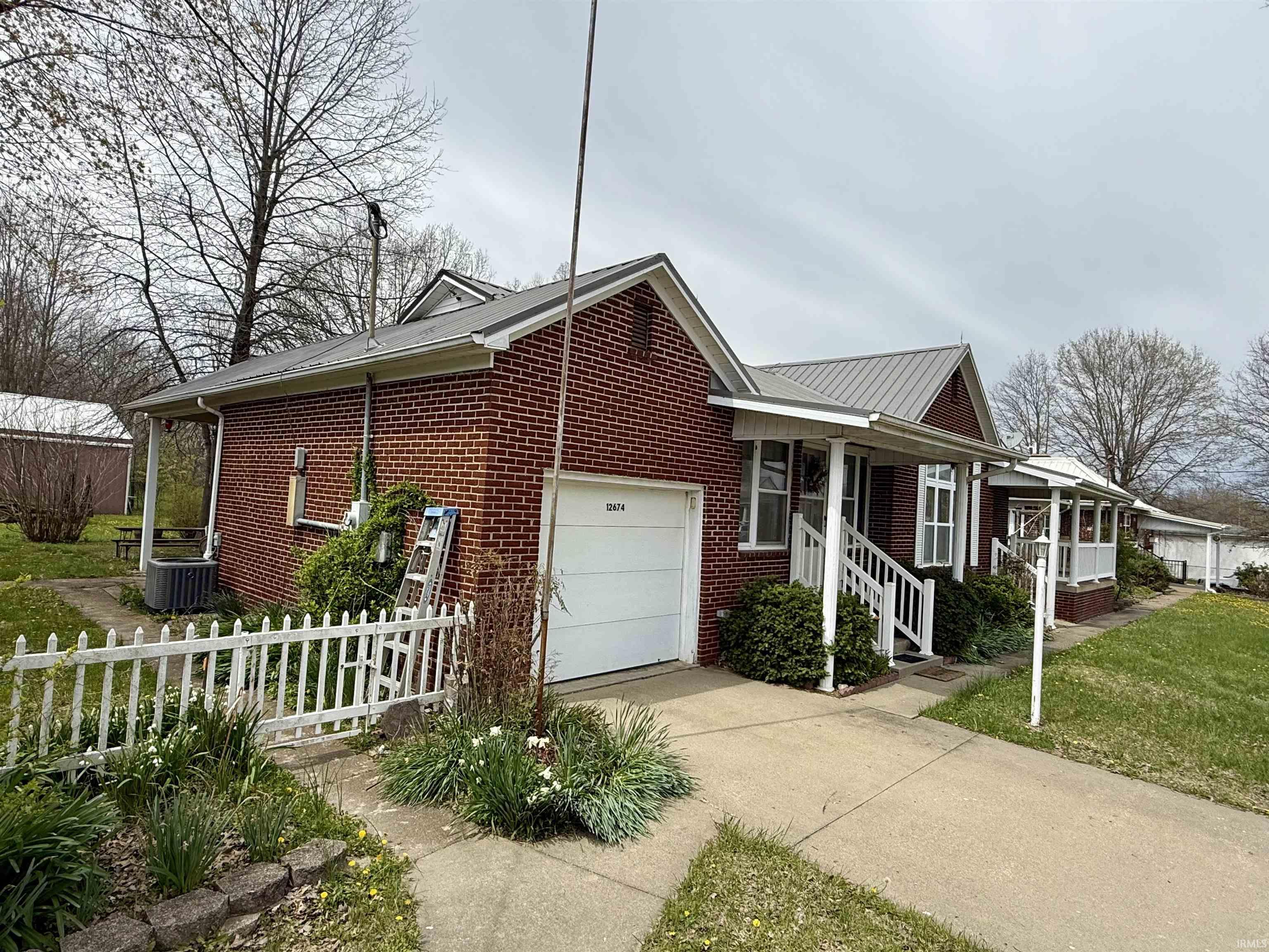 12674 North 245th Road Lamar, IN 47550 - Photo 2 of 21