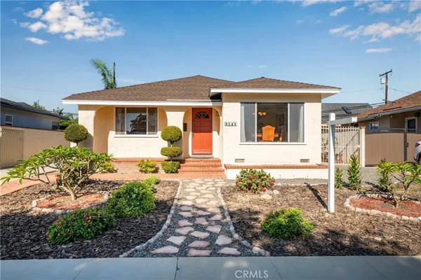 $1,125,000 | 3141 San Anseline Avenue, Long Beach, CA 90808