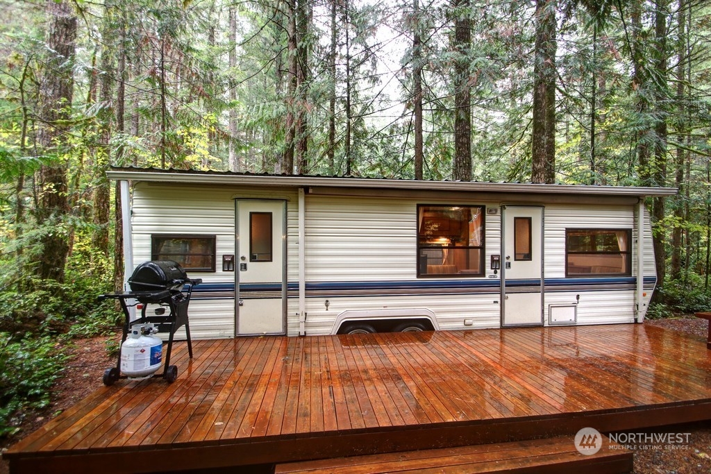 90-2 Wilderness Way Maple Falls, WA 98266 - Photo 20 of 39 a view of a house with sitting area