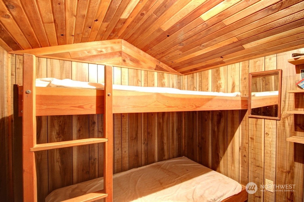 90-2 Wilderness Way Maple Falls, WA 98266 - Photo 24 of 39 a view of a balcony