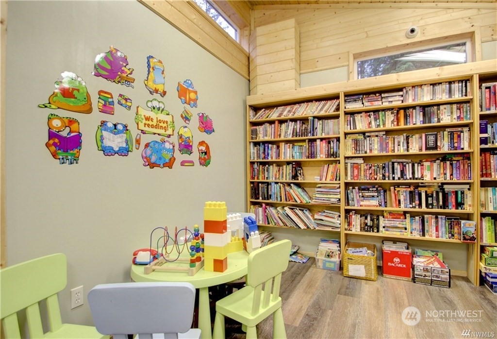 90-2 Wilderness Way Maple Falls, WA 98266 - Photo 35 of 39 a reading room with toys and book shelf