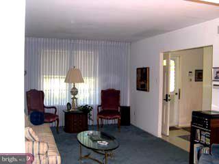 7801 Oak Lane Road Cheltenham, PA 19012 - Photo 2 of 6 Gallery Image 2