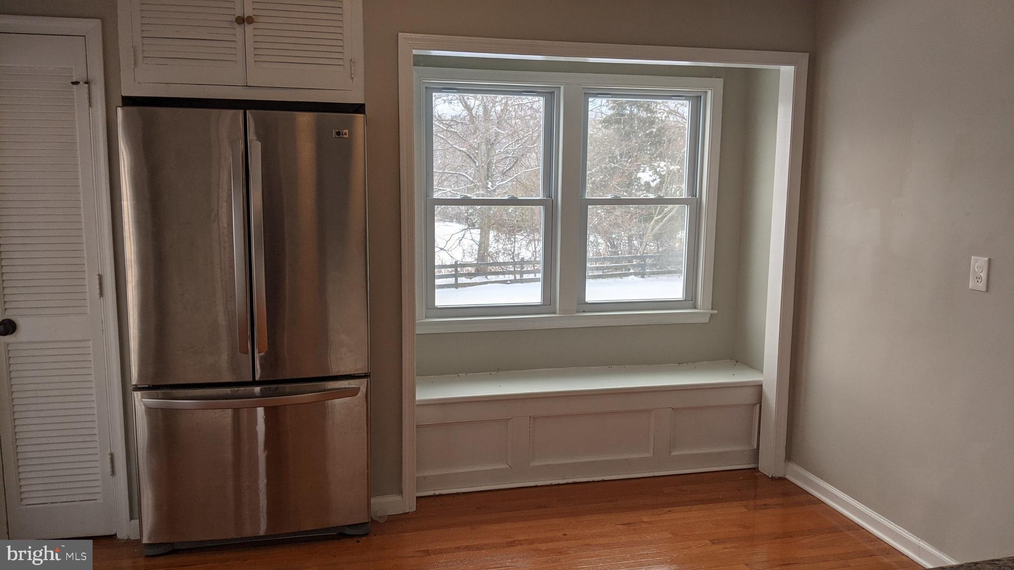 31206 Old Plank Road Locust Grove, VA 22508 - Photo 11 of 14 Window seat