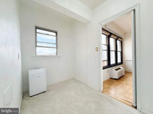 $2,500 | 2500 Q Street Northwest, Unit 529, Washington, DC 20007