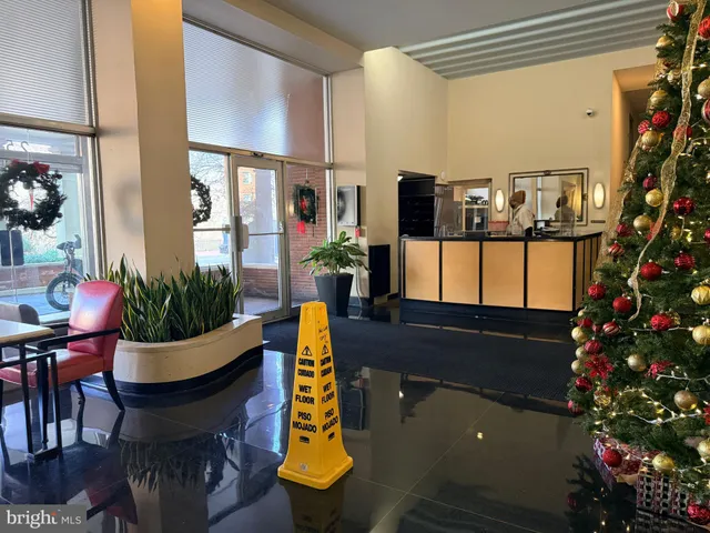 $2,500 | 2500 Q Street Northwest, Unit 529, Washington, DC 20007