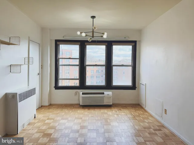 $2,500 | 2500 Q Street Northwest, Unit 529, Washington, DC 20007