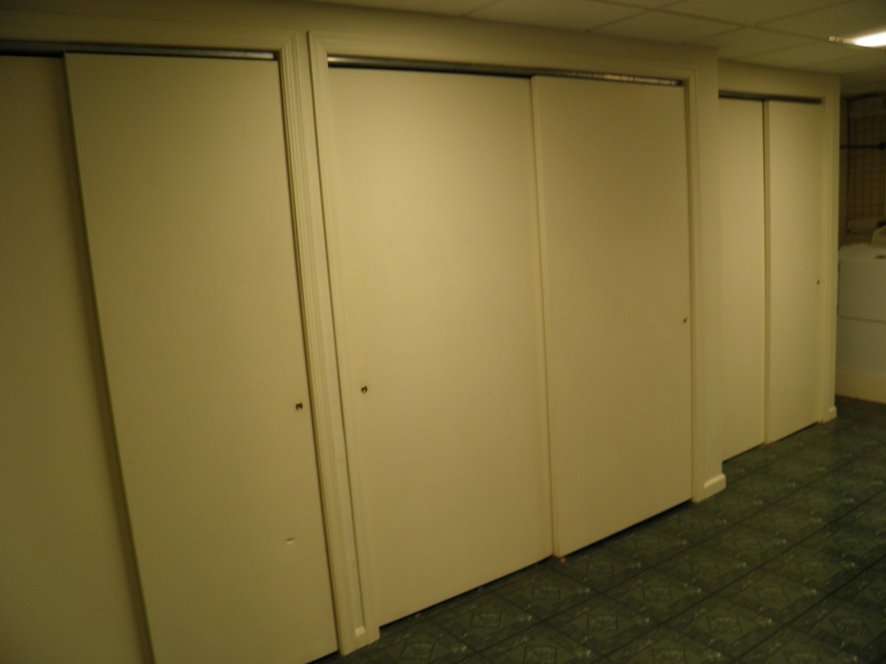 2264 Ridgeview Drive Muscatine, IA 52761 - Photo 27 of 33 a view of door