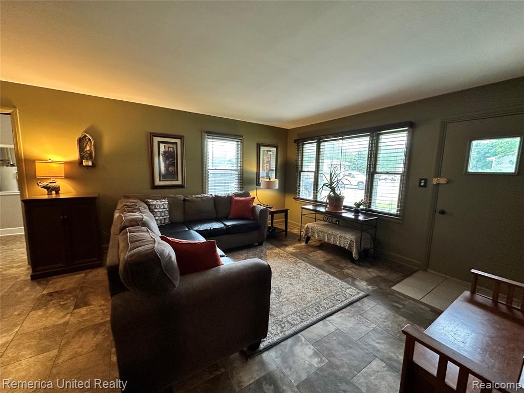 9044 Sheldon Road Plymouth, MI 48170 - Photo 11 of 22