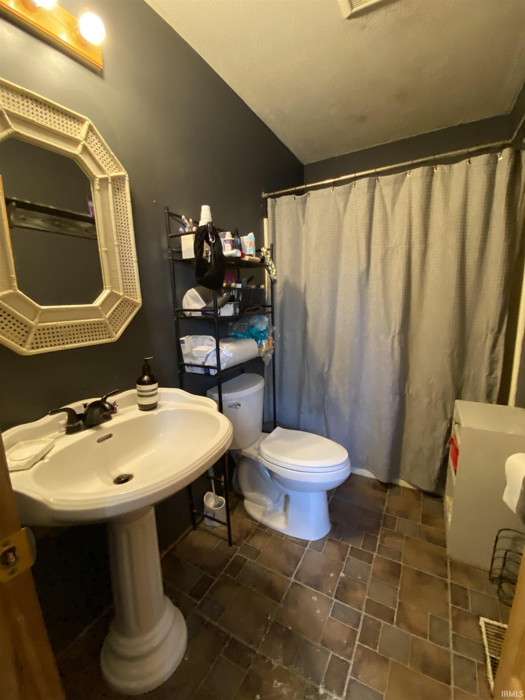 1681 Pumphouse Road Mitchell, IN 47446 - Photo 17 of 19