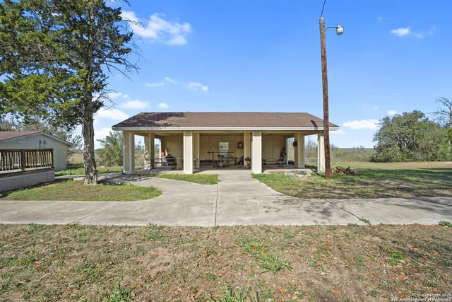 $450,000 | 298 Highway 239, Kenedy, TX 78119