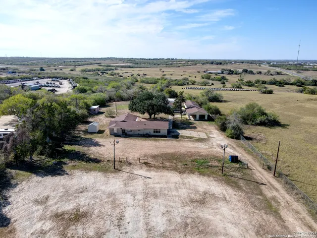 $450,000 | 298 Highway 239, Kenedy, TX 78119