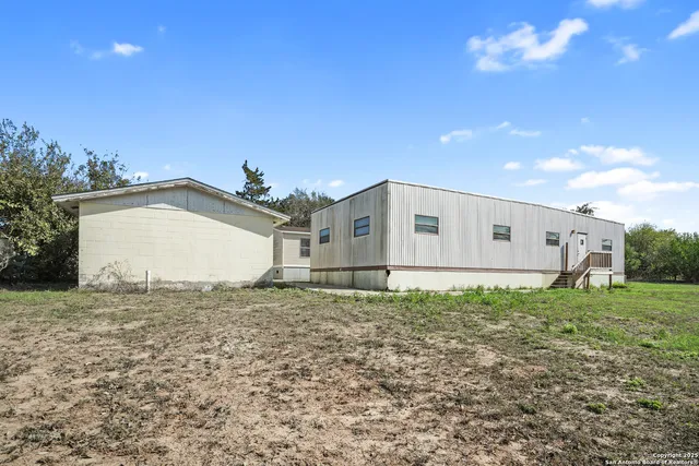 $450,000 | 298 Highway 239, Kenedy, TX 78119